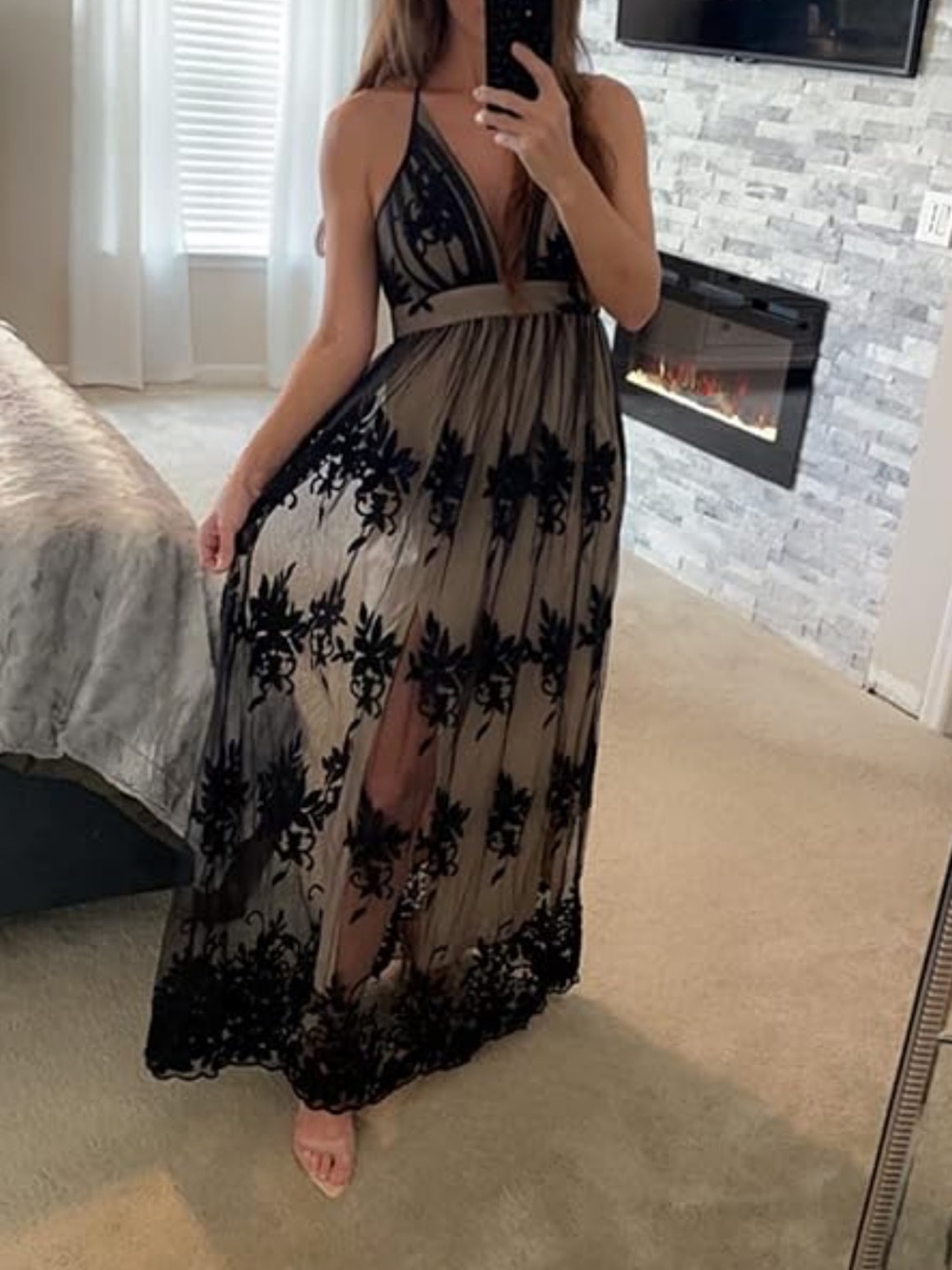 Black lace long Floral Maxi Dress with Deep V - Picture 7 of 11